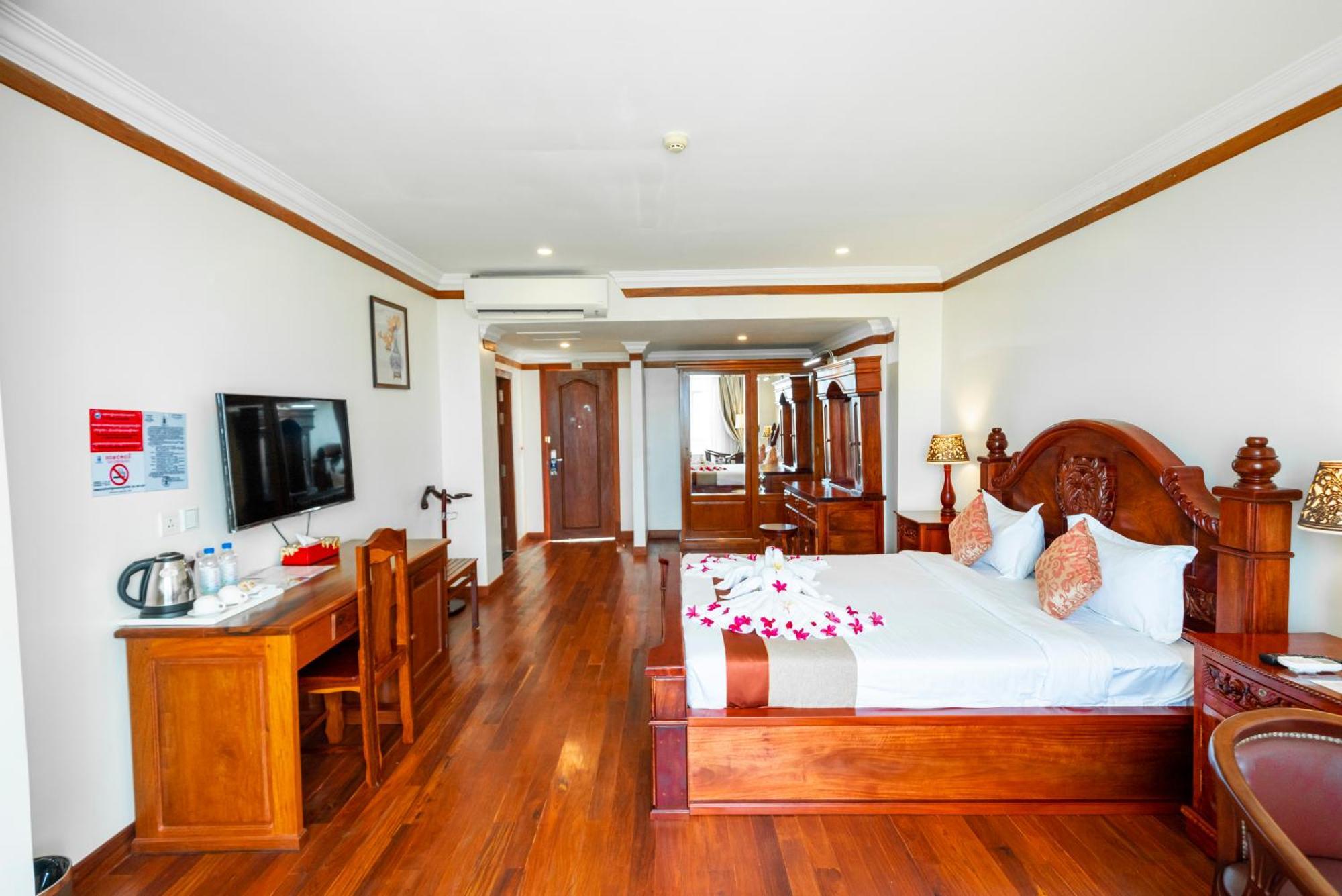 Pursat Riverside Hotel & Spa Exteriér fotografie